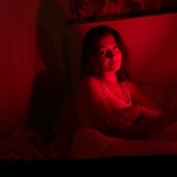 <3 - Picture 1 of 1